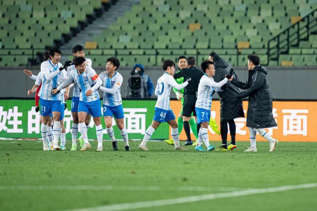 津门虎获救命3分起死回生 这次又要踩着重庆保级？