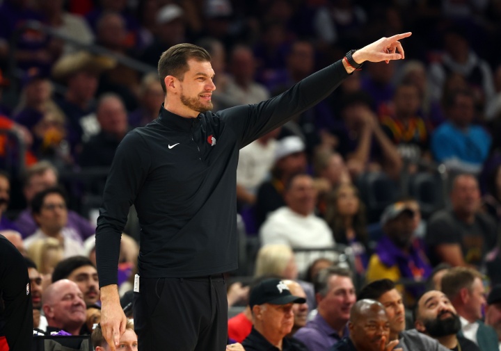 NBA-一拍两散?斯普利特与新管理层关系紧张 球员们则都支持斯普利特